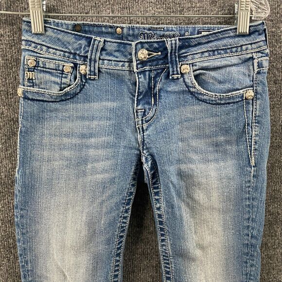 Miss Me Jeans Womens 26 Blue Capri Mid Rise Embroidered Flap Pockets Ladies - Picture 2 of 12